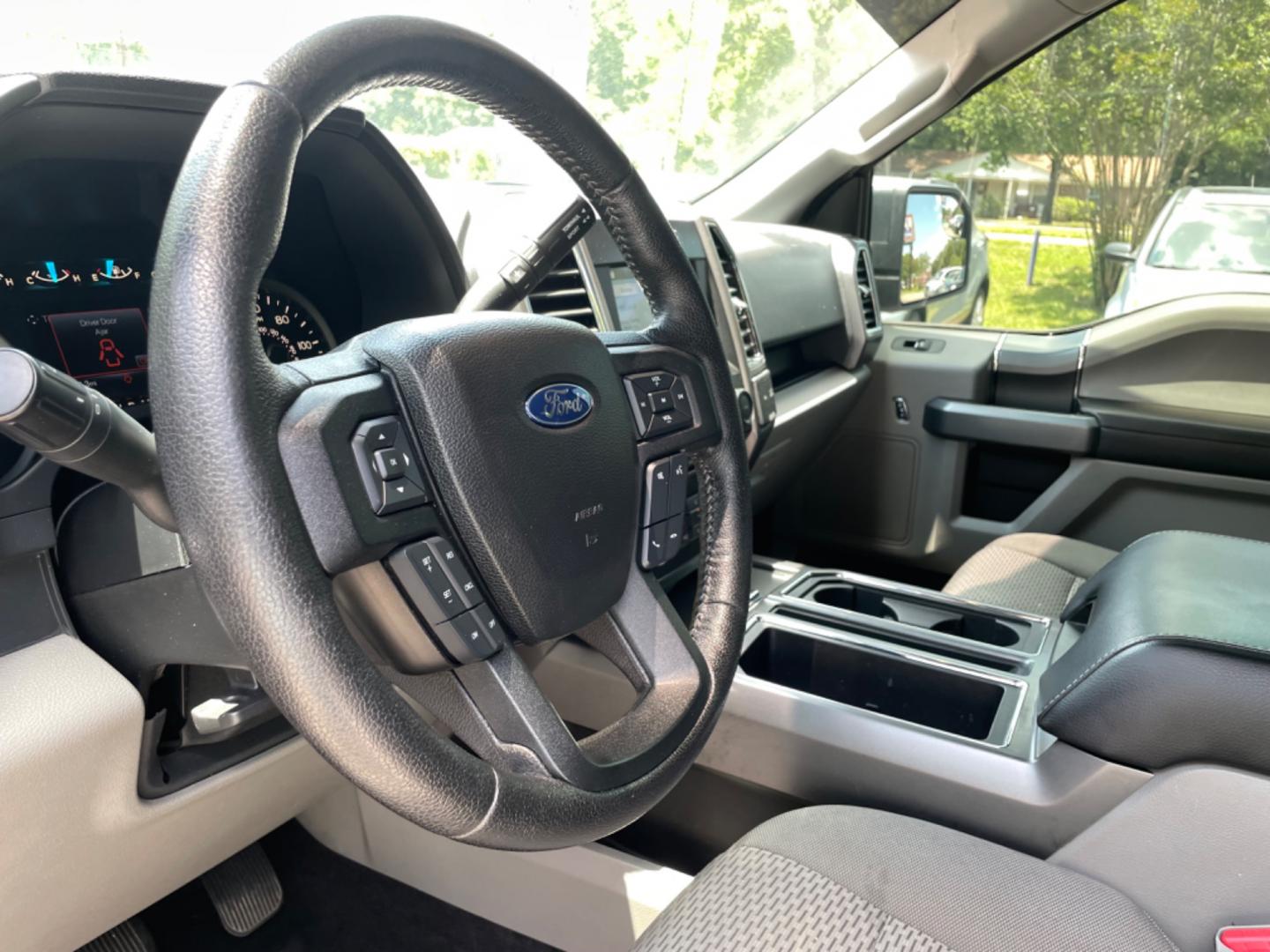 2016 WHITE FORD F-150 XLt (1FTEW1EP1GF) with an 2.7L engine, Automatic transmission, located at 5103 Dorchester Rd., Charleston, SC, 29418-5607, (843) 767-1122, 36.245171, -115.228050 - Photo#21